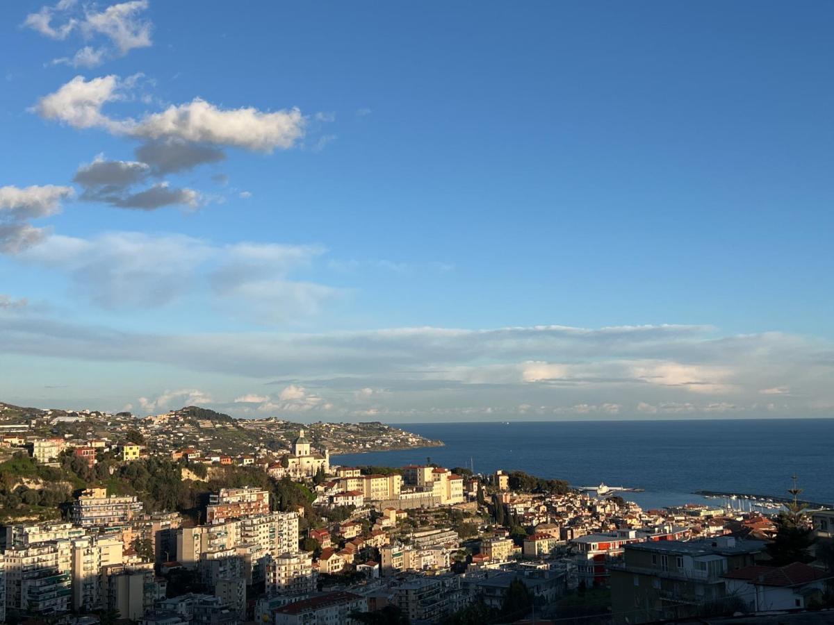 Appartamento In Collina Vista Mare Sanremo Dış mekan fotoğraf